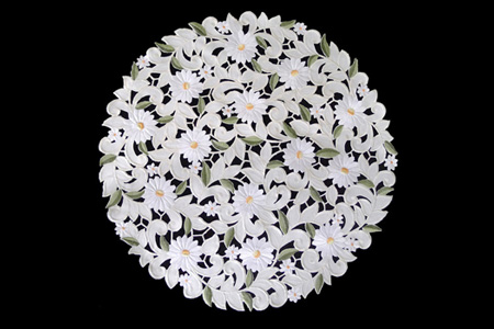 Doily White Daisy