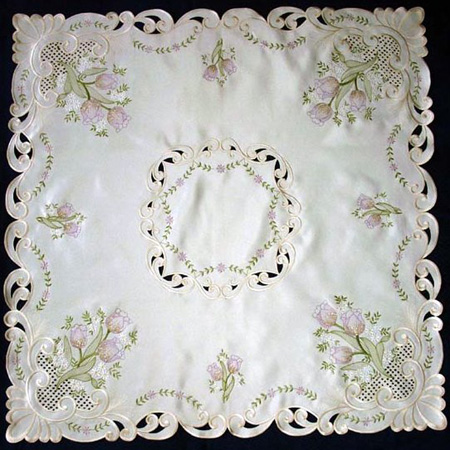 tabletopper, tablecloth